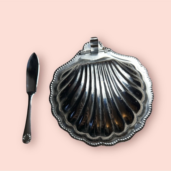Mayell Silver Chrome Plate Clam Shell butter dish - Picture 2 of 4
